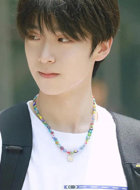 李斯丹妮周雨彤韩火火同款彩色琉璃花雏菊吊坠项链男女锁骨链配饰