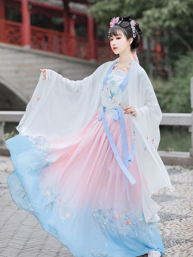 浣歌汉服女正品原创中国风齐腰樱花 誉纪汉服