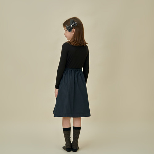 benebene韩国童装秋冬新款女童宝宝莫代尔柔软舒适假两件连衣裙 - 图1