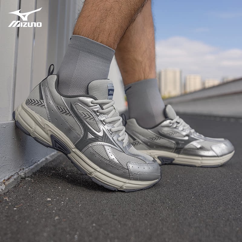Mizuno����Ũ ���¿���ϵ�Ь SPEED ͸�������ܲ��˶�Ь 214.06Ԫ ���� 9.14Ԫ�Խ�ң�  