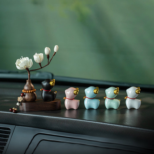 一路平安汽车摆件网红新款饰品创意高档车载香薰中控台装饰品摆件 - 图0
