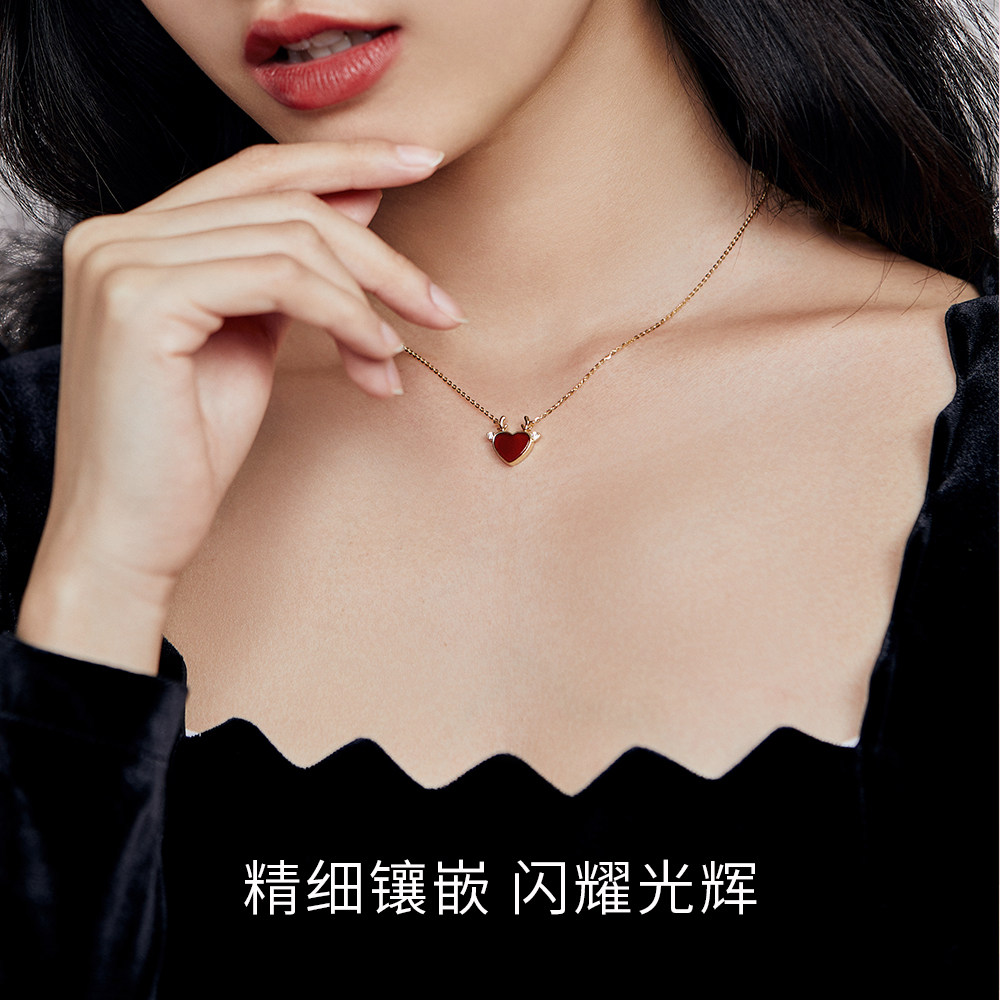 周大生小红心鹿角女爱心新年项链 周大生饰品项链