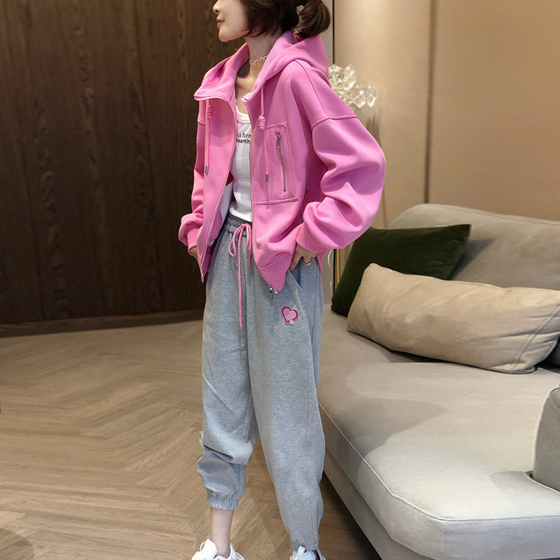 粉色运动休闲短款宽松小个子夹克 秋寸短外套