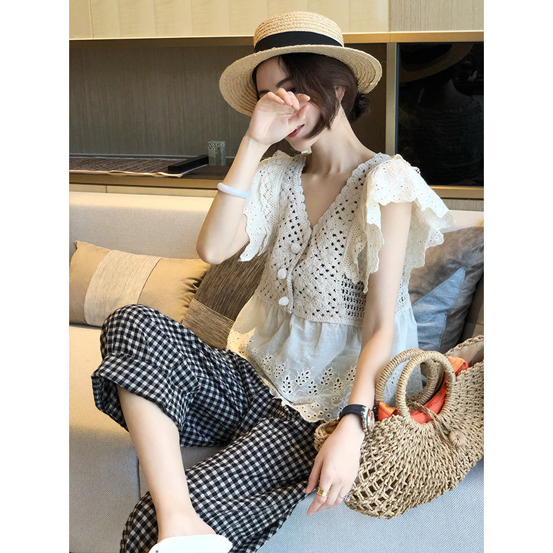 小清新设计感白色v领镂空夏蕾丝衫 秋寸蕾丝衫/雪纺衫
