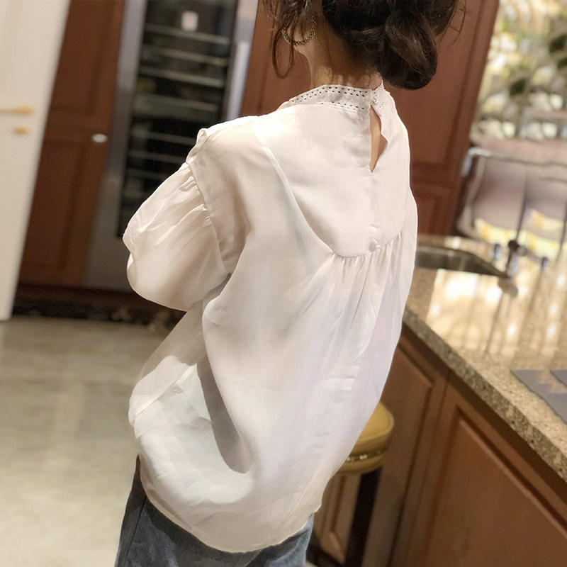 灯笼袖泡泡白色蕾丝女早秋2020衬衫 秋寸蕾丝衫/雪纺衫