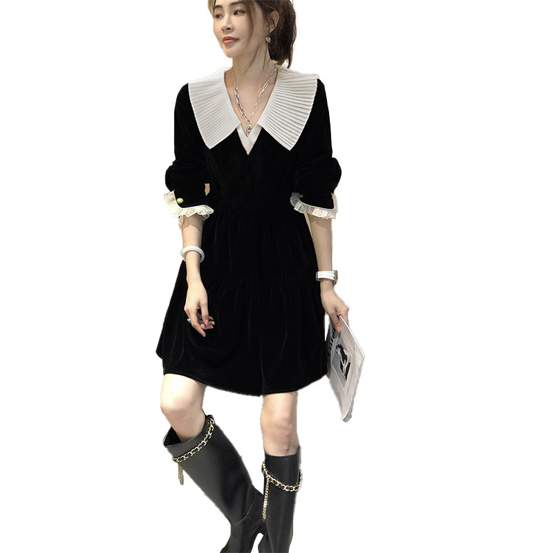 黑色娃娃领女小香风收腰显瘦连衣裙 秋寸连衣裙