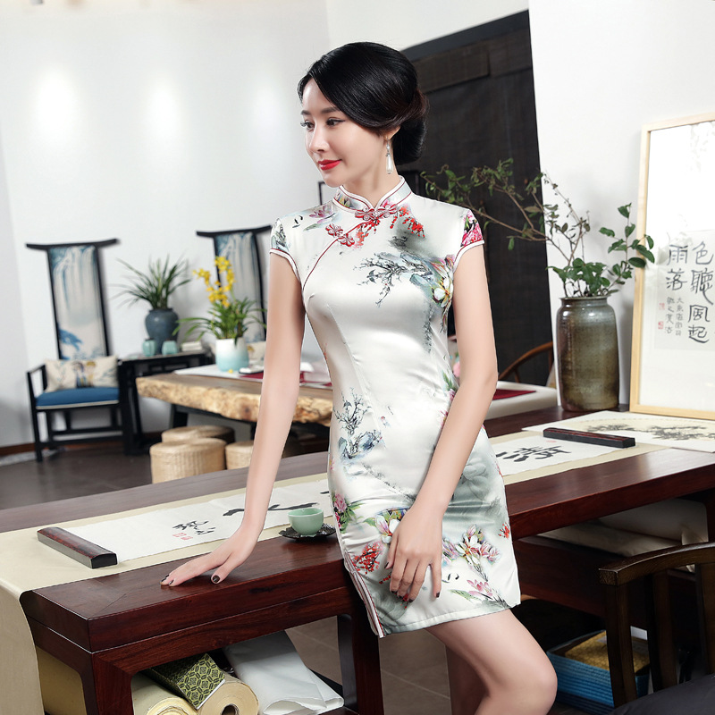 Printed and dyed satin short cheongsam women印染缎面短款旗袍 - 图0