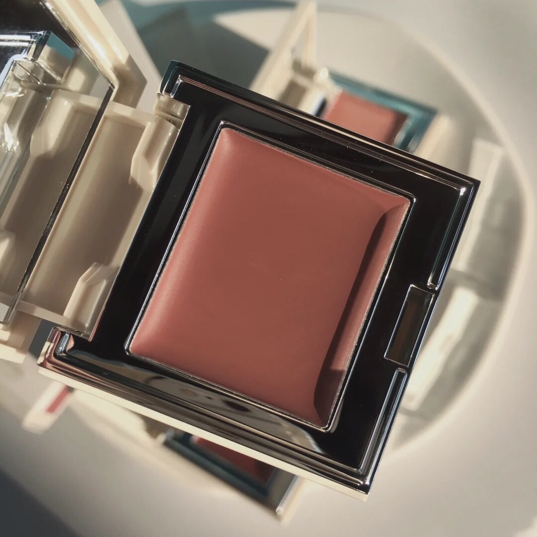 一盘搞定全妆~米小可弥色多用膏腮红眼影口红唇彩修容易推开1.5g - 图2