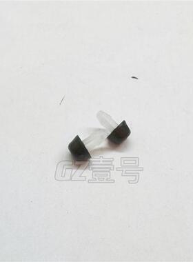 陆地巡洋舰4500/4700LC100凌志LX470扶手箱盖缓冲胶垫手扶箱胶墩