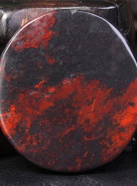 鸡血玉吊坠观音天然玉石乾坤料男