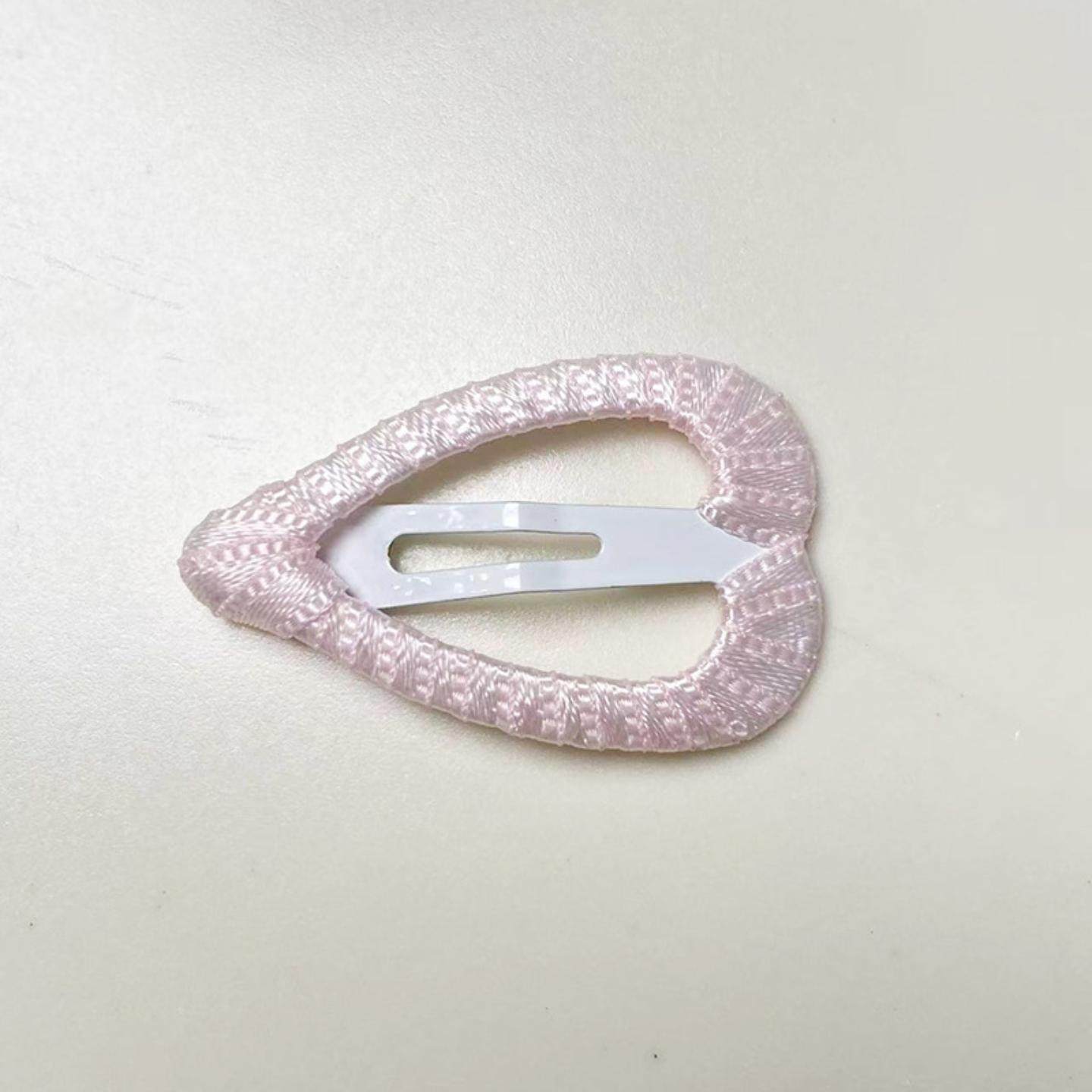 新款简约可爱烤漆小发卡宠物猫狗通用碎毛夹多色发夹时尚宠物头饰,淘宝优惠券,粉丝福利购,淘宝优惠卷