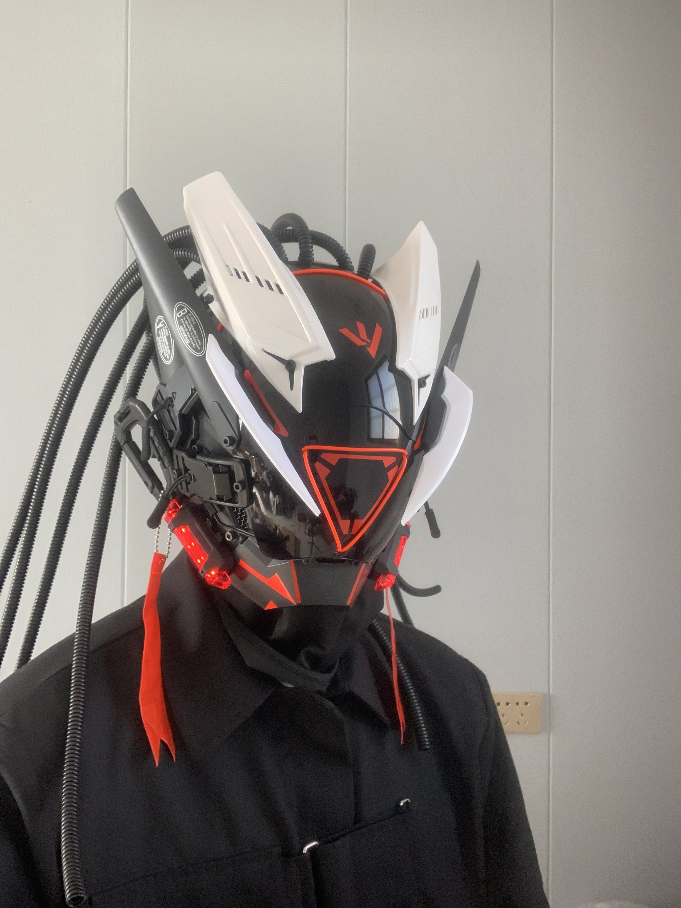 赛博朋克面具铁血战士头盔cosplay机械战术面罩发光全脸防毒面具 - 图1