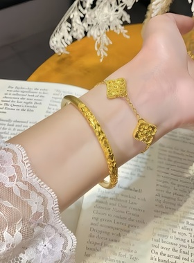 水贝黄金店同款金包银卷草纹手镯