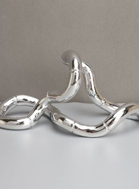 现代轻奢树脂电镀莫比环桌面装饰品客厅茶几电视柜样板间家居摆件