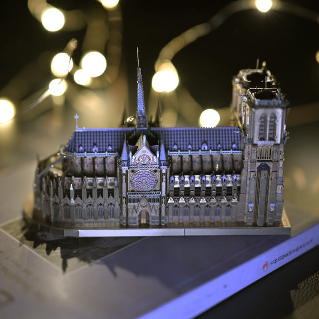 Pinku Metal Model Three-dimensional Puzzle Notre Dame Cathedral