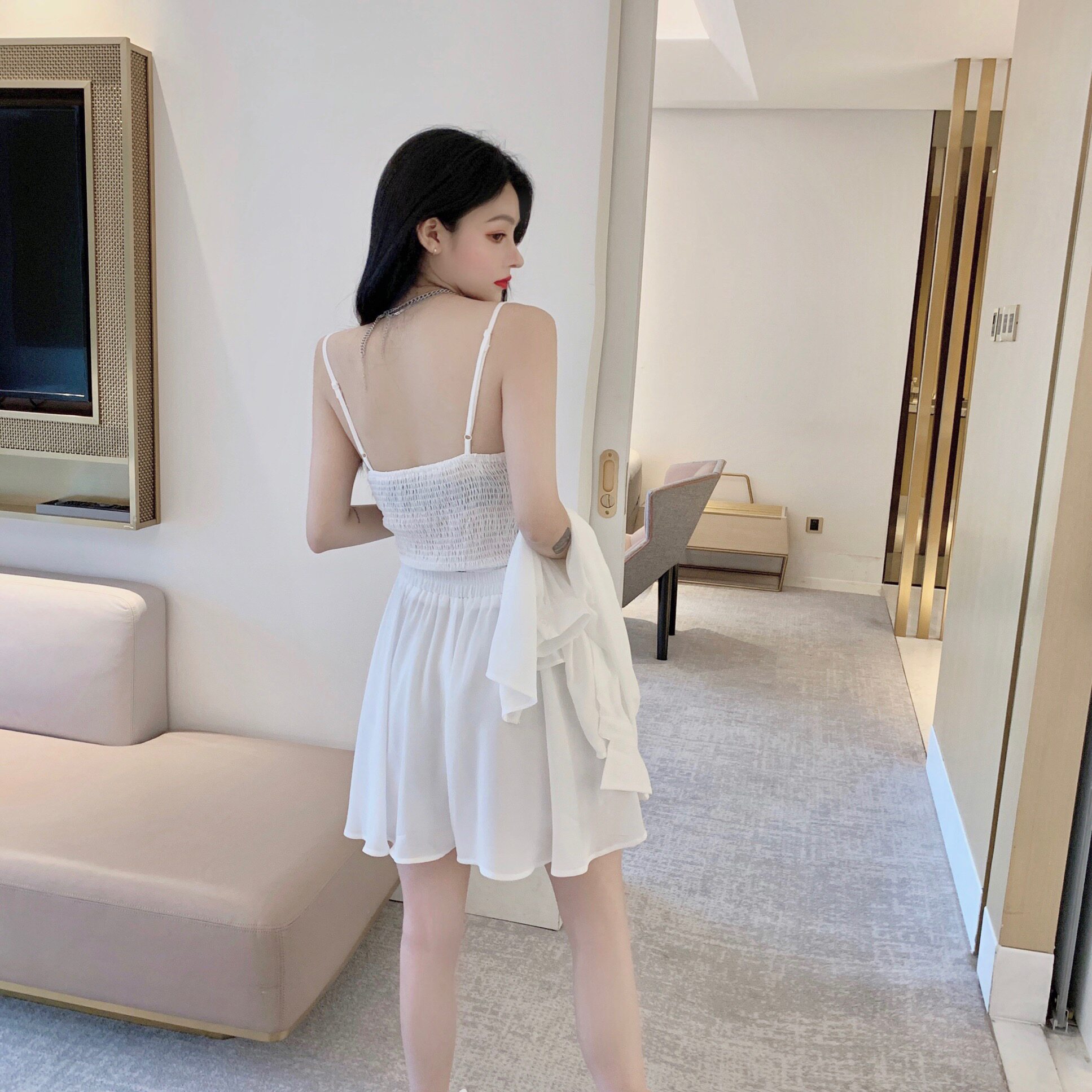 紫色雪纺防晒衫+吊带阔腿气质短裤 森丽顿蕾丝衫/雪纺衫