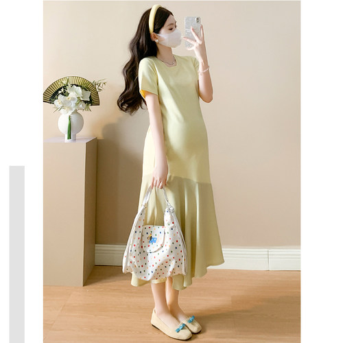 孕妇连衣裙夏季2026新款黄色宽松遮肚显瘦短袖法式拼接鱼尾中长款 - 图0