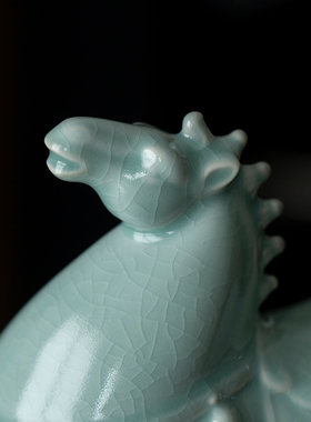 宋代美学汝窑唐马摆件陶瓷生肖马