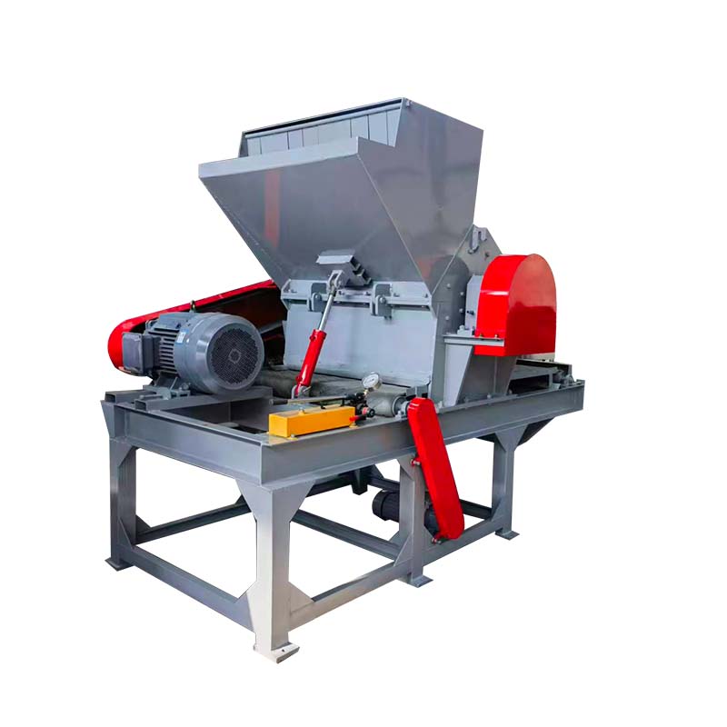 Large rubber tire crusher, scrap steel tire crushing equipment, double-shaft shearing type to remove lumps