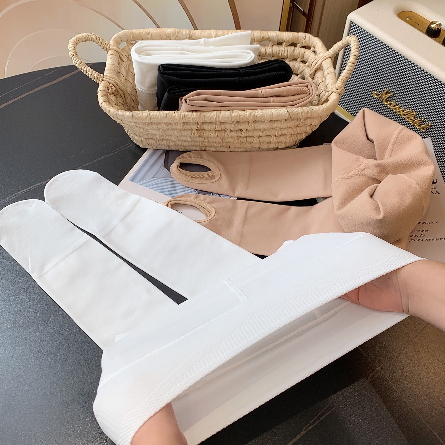 女童加绒连袜裤冬装2025新款儿童百搭踩脚舞蹈袜女孩一体绒打底裤,淘宝优惠券,粉丝福利购,淘宝优惠卷