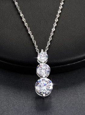 爆闪三钻吊坠莫桑石纯银大卖