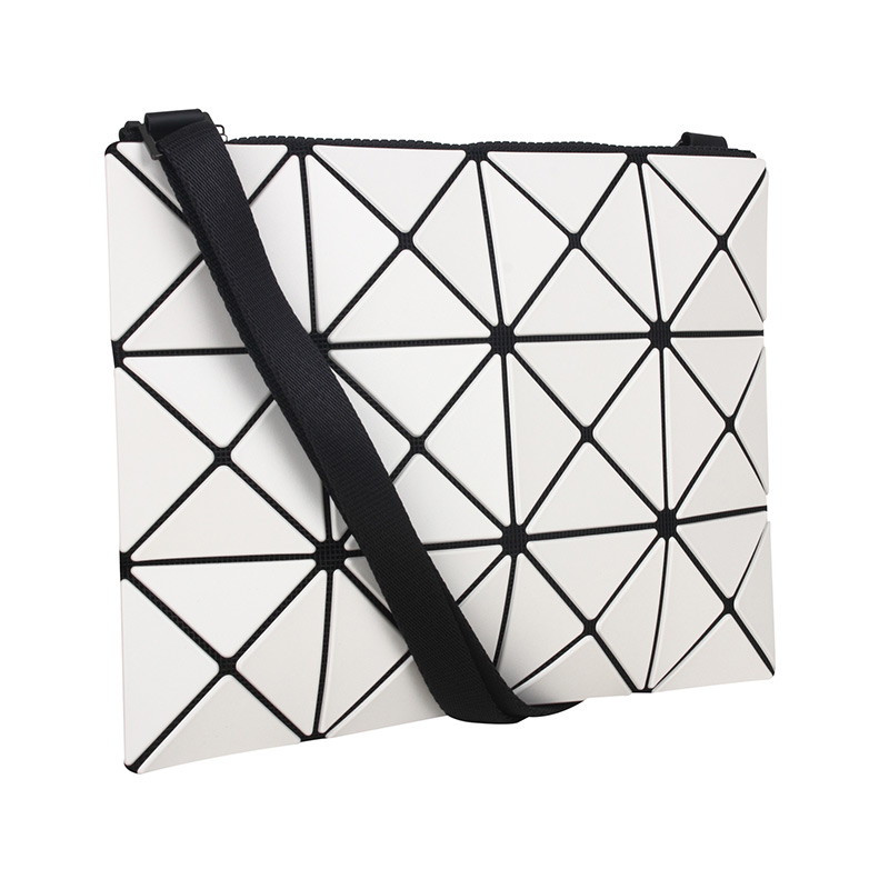 issey miyake baobao女士几何斜挎包 尚上海外女士包袋