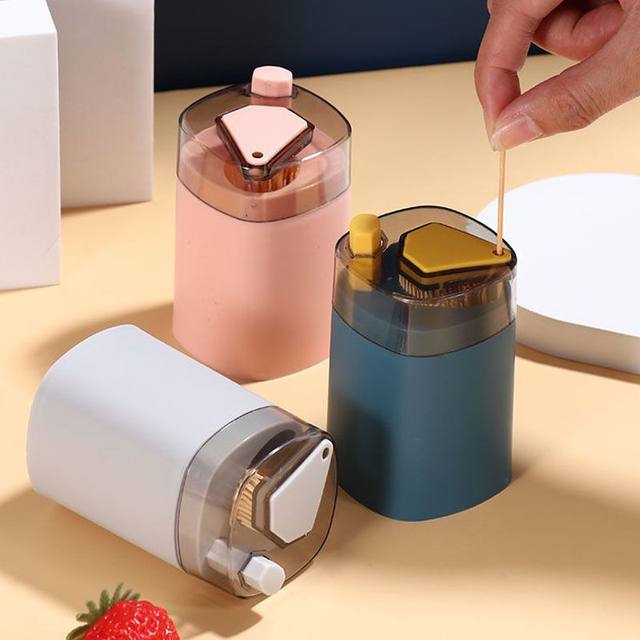 Pressure toothpick box portable for household use