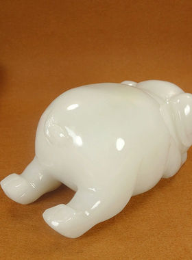 天然阿富汗白玉猪摆件十二生肖福猪客厅玄关办公桌玉石猪装饰摆件