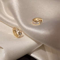 Liufa small ear nail ornament ear ring temperament Korean ear button 2022 New wave ear decoration small crowdsourced design