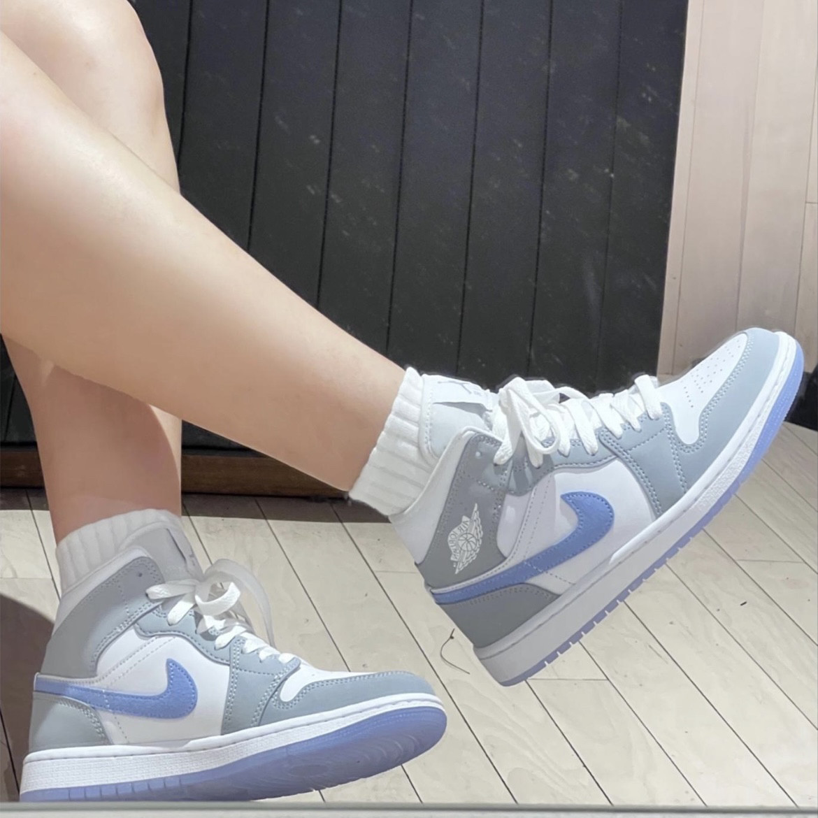 NIKE/ AJ1高帮复古女款篮球鞋 BQ6472-105,淘宝优惠券,粉丝福利购,淘宝优惠卷