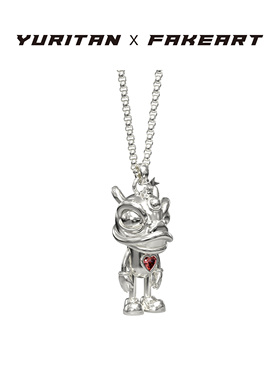 此沙于适同款YURITAN X FAKEART费奇机器人吊坠镶钻情侣款项链