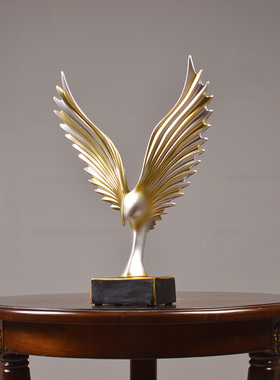 大鹏展翅艺术风现代简约高档摆件