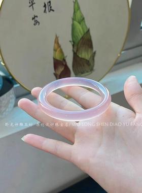 天然玛瑙手镯粉色女款冰飘粉冰种玉镯子高冰淡紫色玉髓送礼物