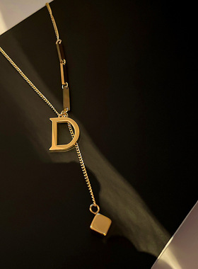 ins冷淡风字母D气质项链女
