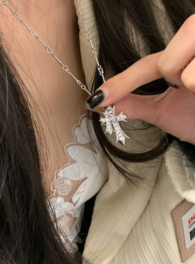 双十字架满钻吊坠项链女轻奢小众感高级锁骨链ins冷淡风个性饰品