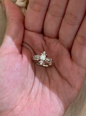 防撞款爆闪纯欲十字鸢尾花戒指女