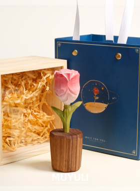手工木雕丨治愈玫瑰花花朵花束摆件办公工位桌面摆件生日礼物女生