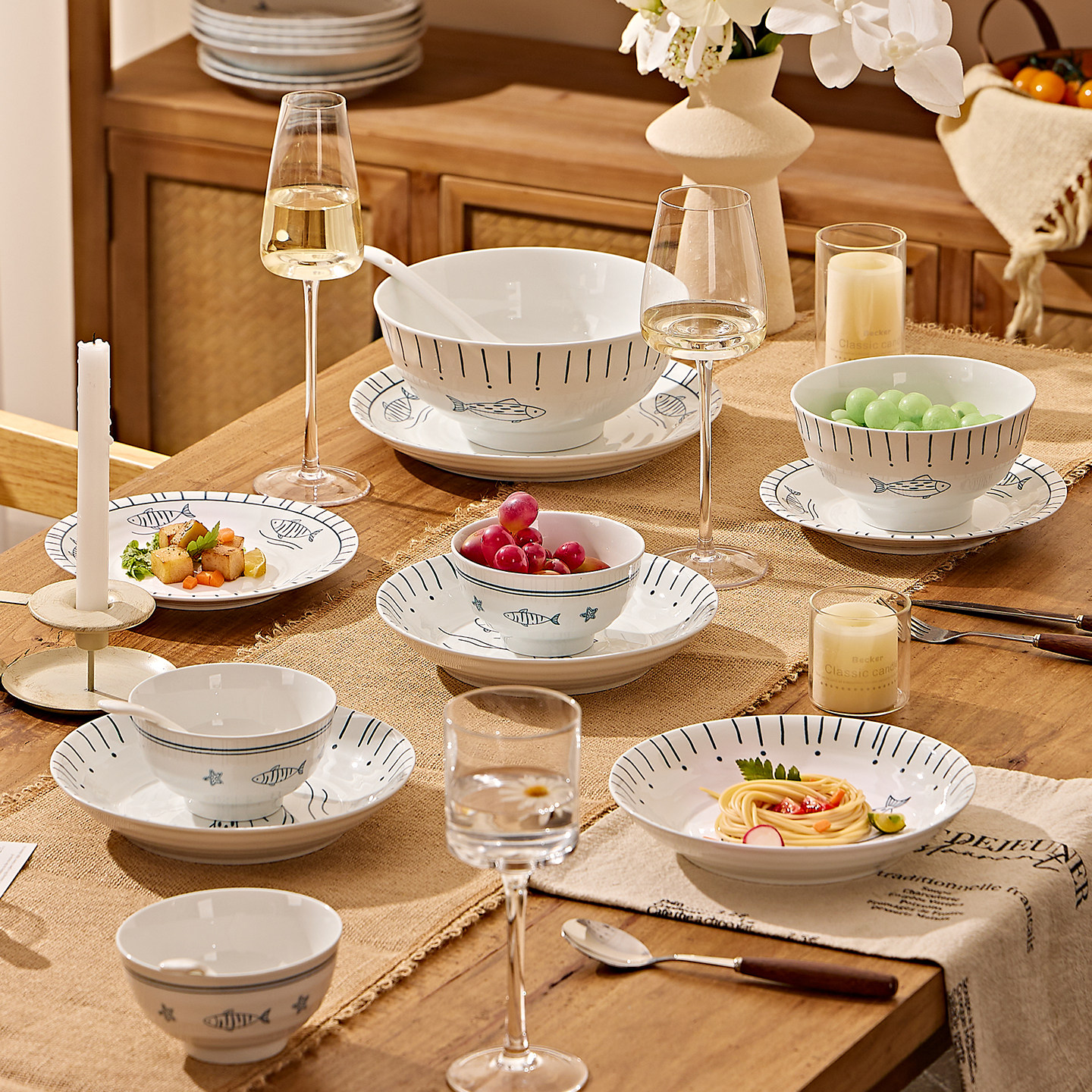 日式餐具套装家用2025新款高颜值陶瓷碗盘简约泡面碗饭碗汤碗送礼