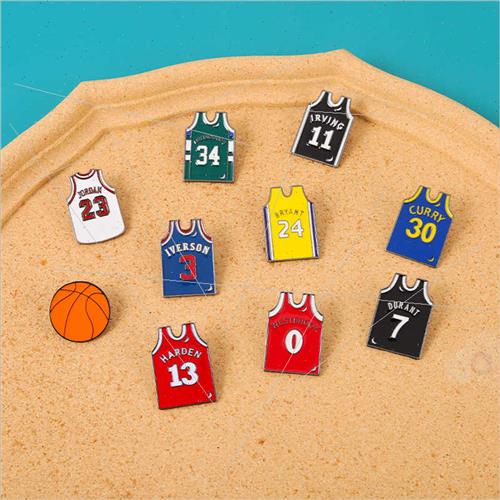 Cartoon Creative NBA Baller Basketball Jersey Pin Clothes Ba-图0