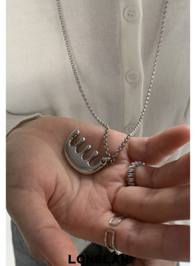 LONSLAN ACC 秋冬设计感梳子吊坠时尚黑绳项链百搭毛衣链