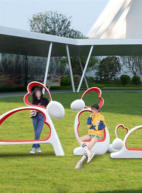 双拼卡通兔子装饰座椅玻璃钢雕塑商场景区游乐园拍照打卡美陈摆件