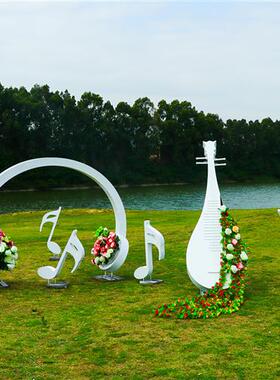 不锈钢大提琴花架金属音符雕塑摆件户外婚礼园林草坪景观装饰美陈