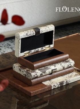 简约现代高级感家居皮质软装饰品