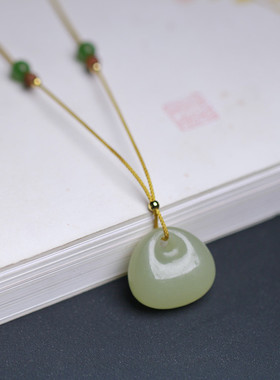 天然和田玉小书包吊坠   男女生款式项饰品 简约百搭项链送礼创意