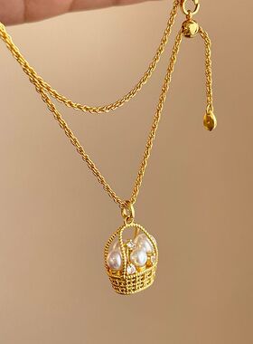 “财”篮子吊坠珍珠项链2025新款高级立体编织锁骨链配饰轻奢高级