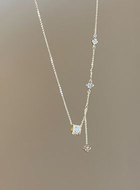 幸运草项链女款2025年新款简约颈链高级感轻奢小众锁骨链颈链配饰