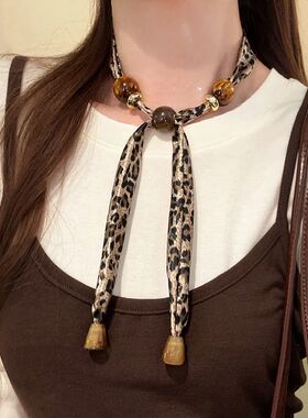 搭配率up!项链女豹纹丝巾颈链2025新款毛衣链时尚配饰小众设计感