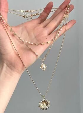 复古简约爱心月亮吊坠星星流苏项链小众设计高级感多层叠戴锁骨链