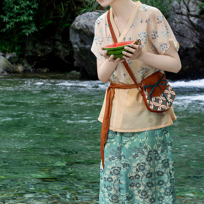 裳宫语歌儿欢唐制汉服汉元素半臂改良束脚裤日常通勤夏*售完不补,淘宝优惠券,粉丝福利购,淘宝优惠卷