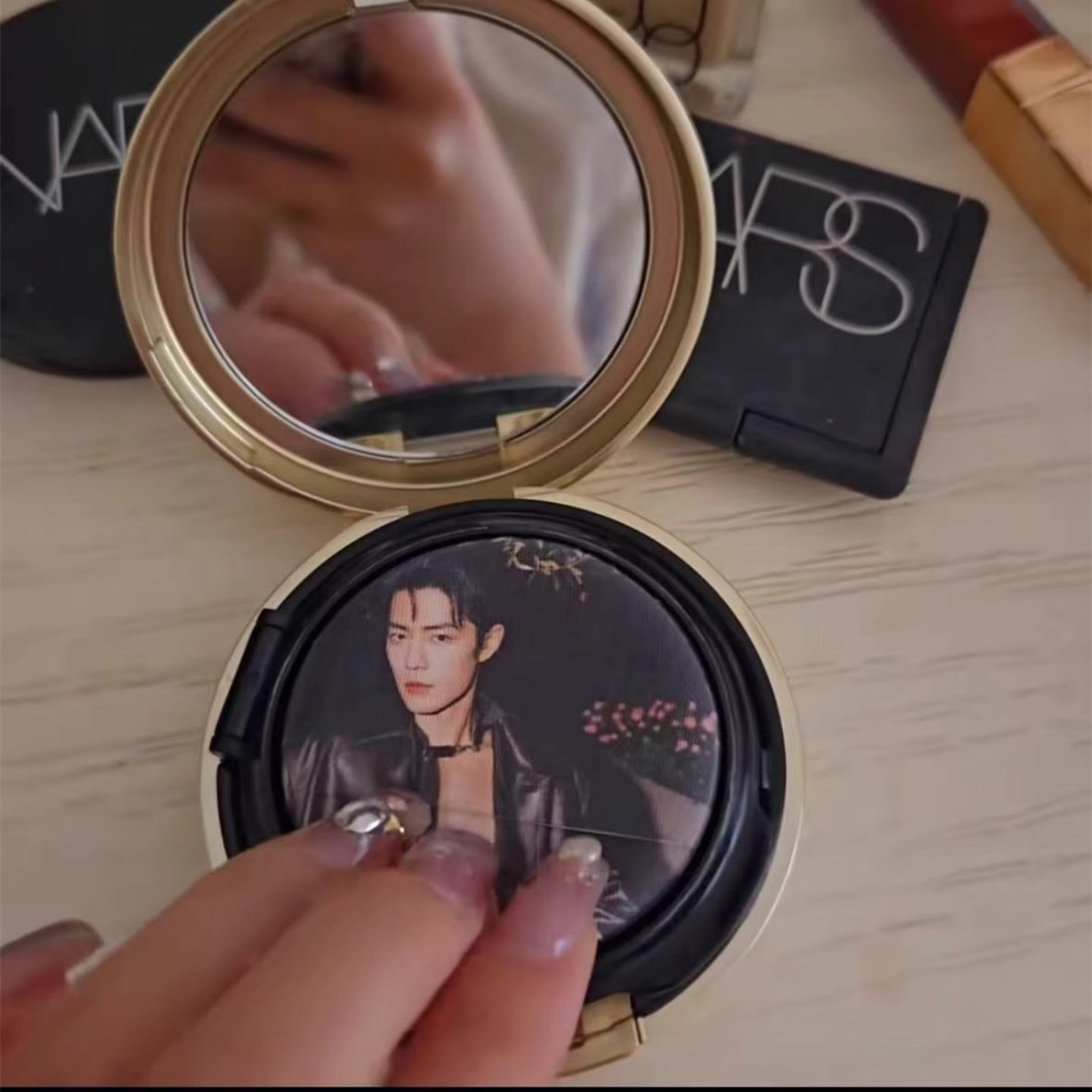 肖战亲亲粉扑气垫干湿两用不吃粉第一名粉底液专用定妆遮瑕小工具,淘宝优惠券,粉丝福利购,淘宝优惠卷